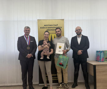 Aktuality / Najmilšia tradícia Furče: Slávnostné uvítanie detí do života - foto