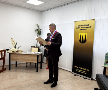 Aktuality / Najmilšia tradícia Furče: Slávnostné uvítanie detí do života - foto