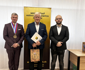 Aktuality / Na Furči sme oslávili životné jubileá a zlaté svadby našich seniorov - foto