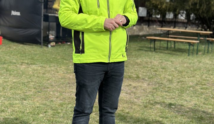 6. fotografia fotogalérie Aktuality / Jarné upratovanie na Furči. Spoločne sme vyzbierali desiatky vriec odpadu - foto