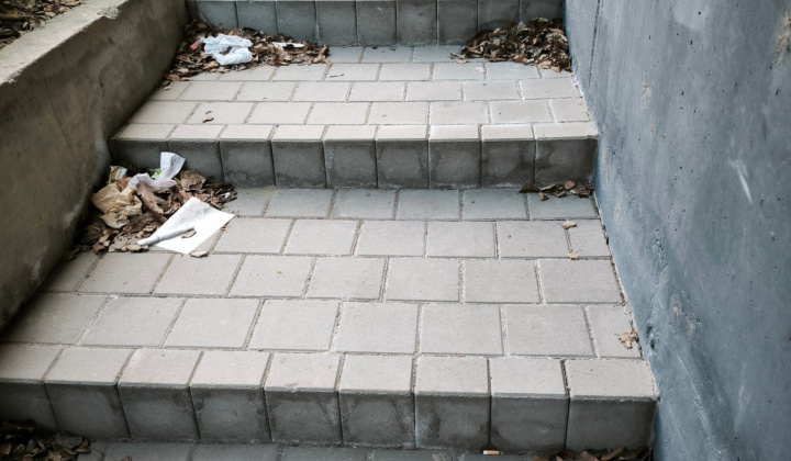 37. fotografia fotogalérie Aktuality / Do jarného upratovania sa zapojili furčianske škôlky, školy aj stredné školy - foto