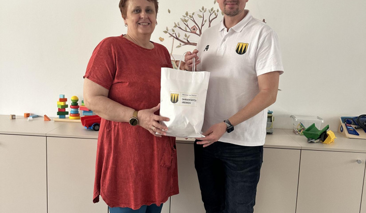 47. fotografia fotogalérie Aktuality / Do jarného upratovania sa zapojili furčianske škôlky, školy aj stredné školy - foto