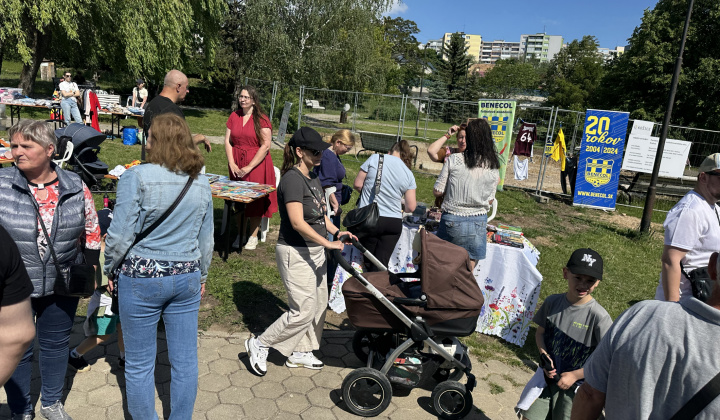 44. fotografia fotogalérie Aktuality / Sobota patrila Komunitnej burzi na Furči - druhá šanca - foto