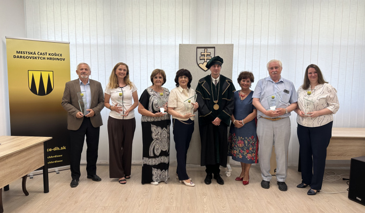 30. fotografia fotogalérie Aktuality / Oceňovanie osobností mestskej časti Košice-Dargovských hrdinov 2026 - foto