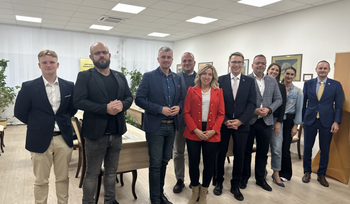 2. fotografia fotogalérie Aktuality / Na Furči sme privítali vedúceho Zastúpenia Európskej komisie na Slovensku - foto