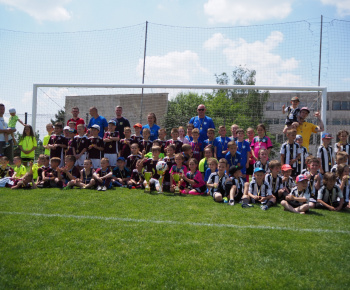 Aktuality / Deň Furče sa niesol v znamení skvelej hudby, zábavy a športu - foto Aktuality / Deň Furče sa niesol v znamení skvelej hudby, zábavy a športu - foto